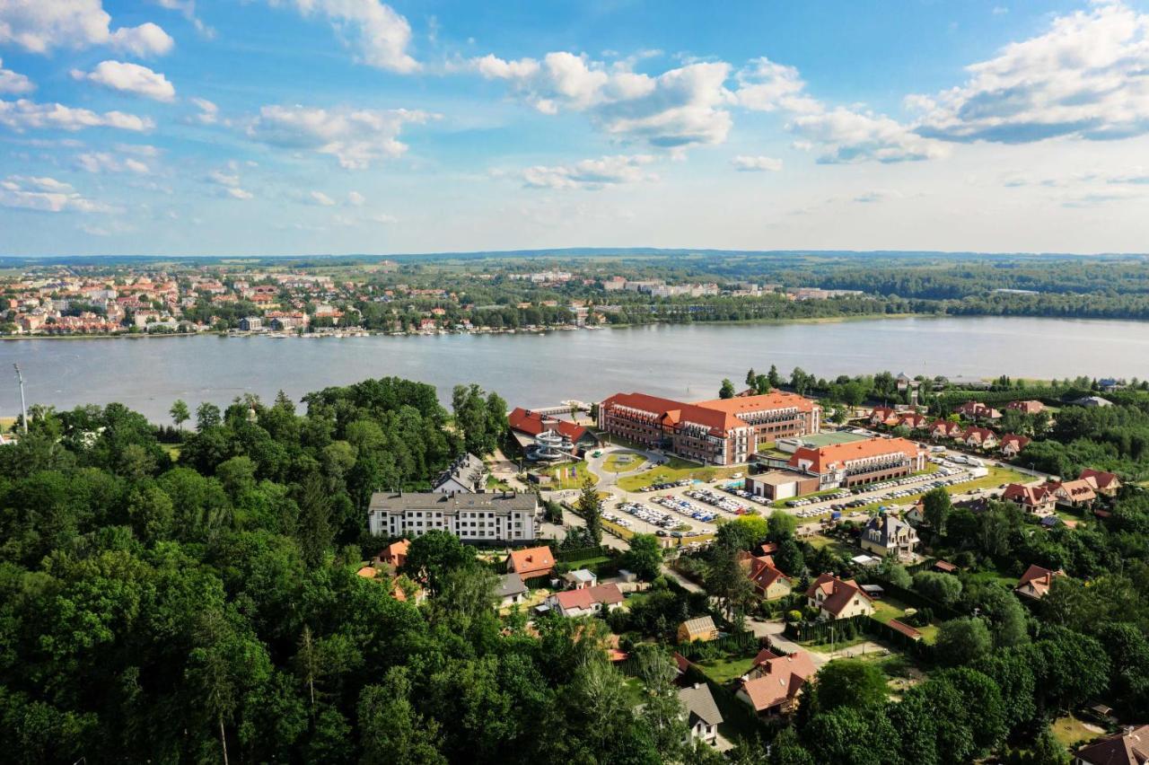 Radisson Blu Resort & Conference Center, Ostroda Mazury Bagian luar foto Aerial view
