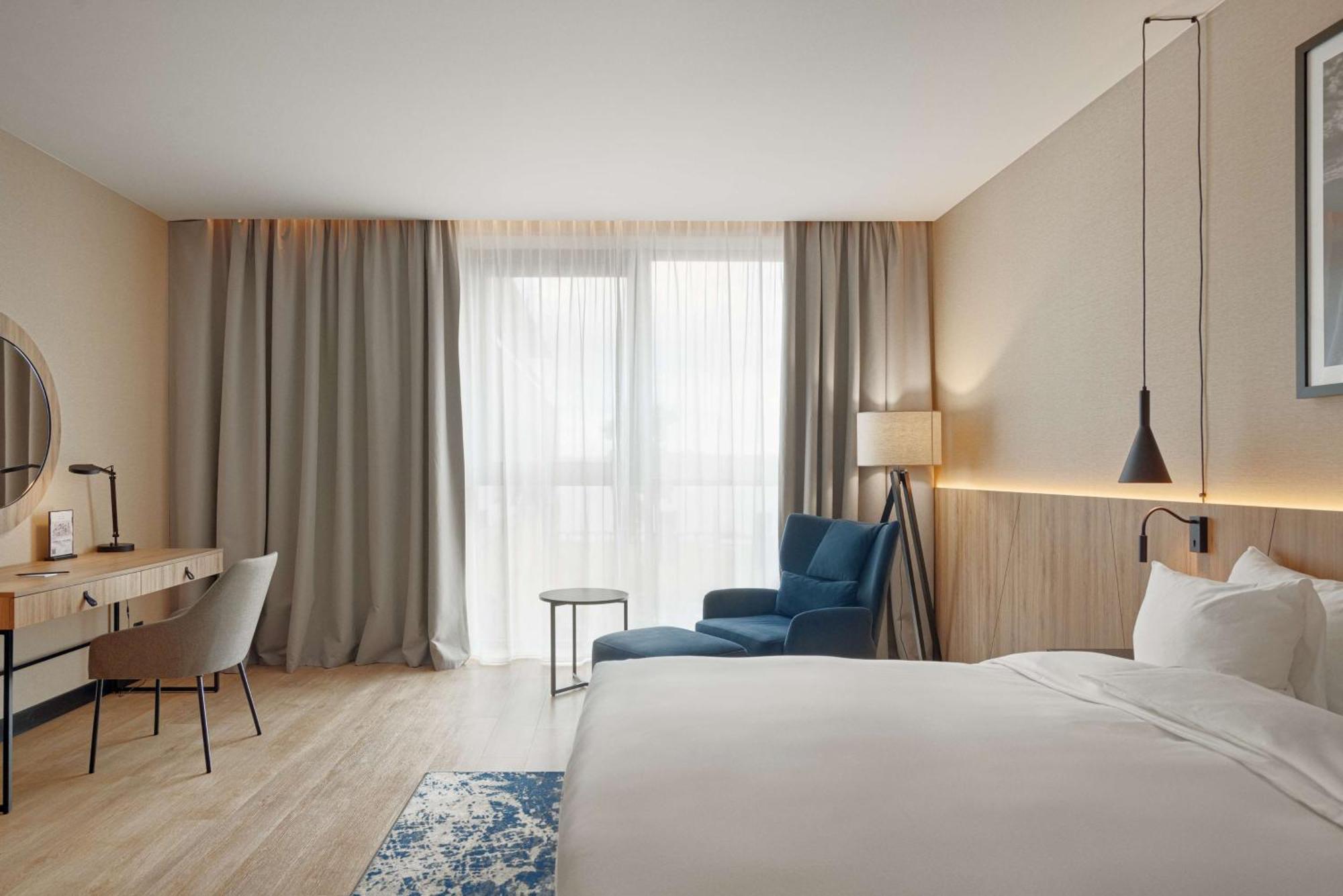 Radisson Blu Resort & Conference Center, Ostroda Mazury Bagian luar foto A room at the hotel