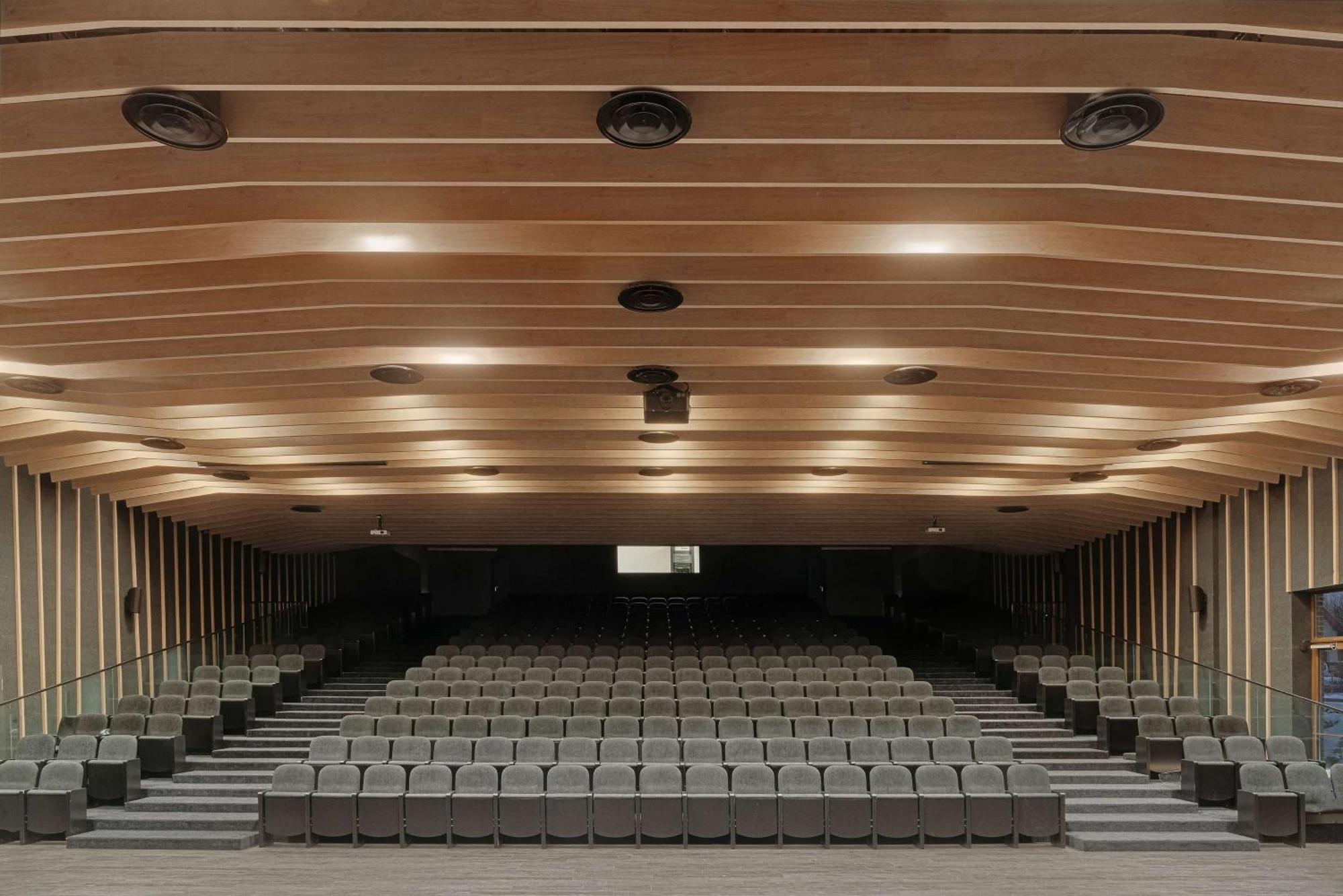 Radisson Blu Resort & Conference Center, Ostroda Mazury Bagian luar foto Auditorium