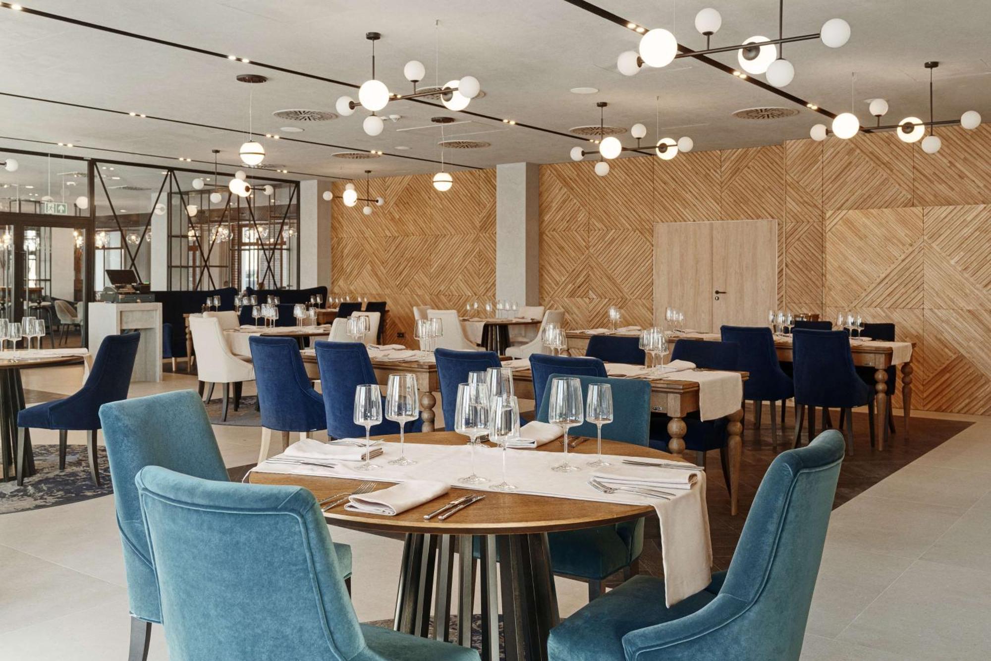 Radisson Blu Resort & Conference Center, Ostroda Mazury Bagian luar foto Restaurant